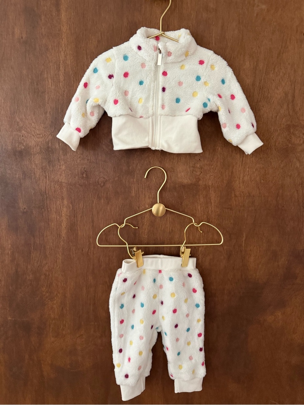 Cozy White Sherpa Baby Set with Multicolor Dots